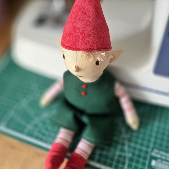 Christmas Elf pattern and tutorial, 12" Elf pattern, toy sewing pattern, stuffed doll pattern, easy pattern Christmas Elf pattern and tutorial, 12" Elf pattern, toy sewing pattern, stuffed doll pattern, easy pattern